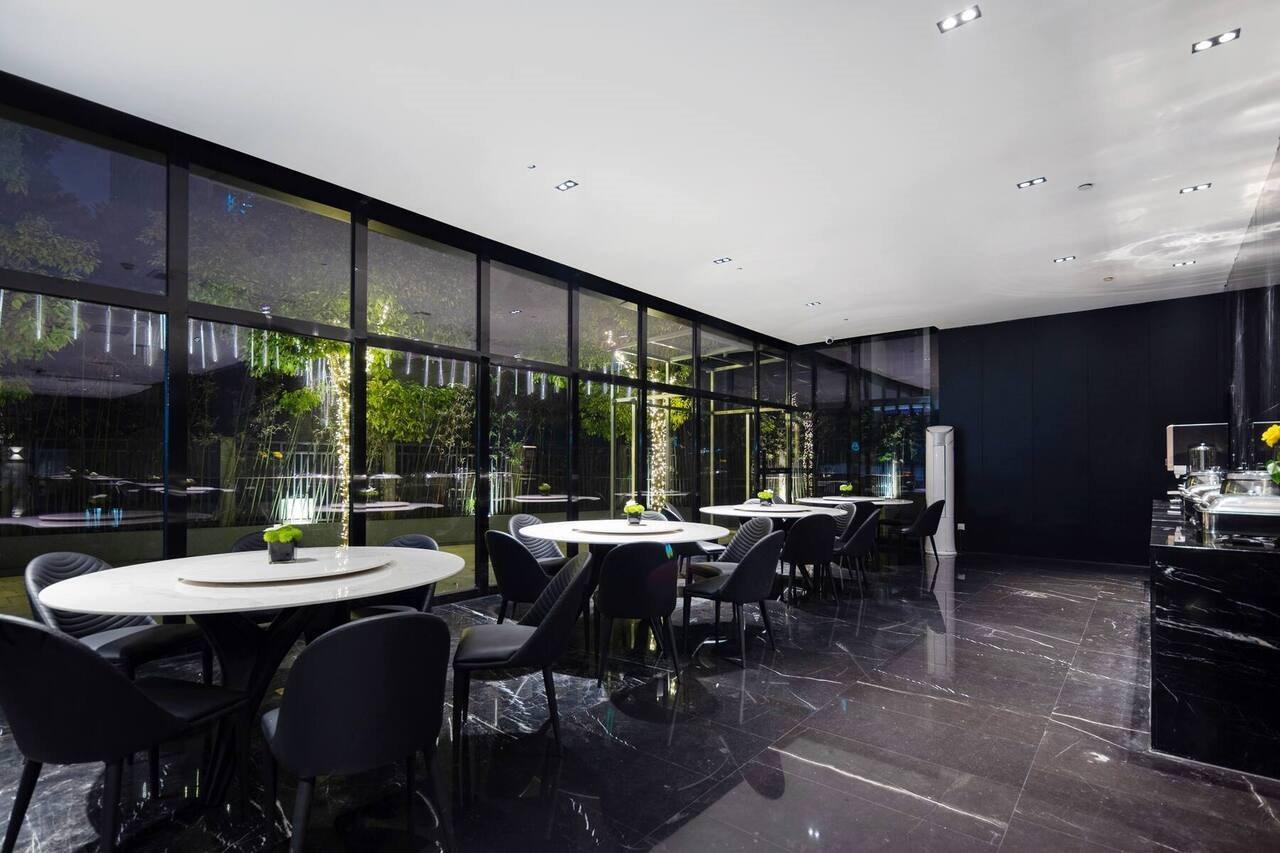 Ramada By Wyndham Wuhan Hankou エクステリア 写真